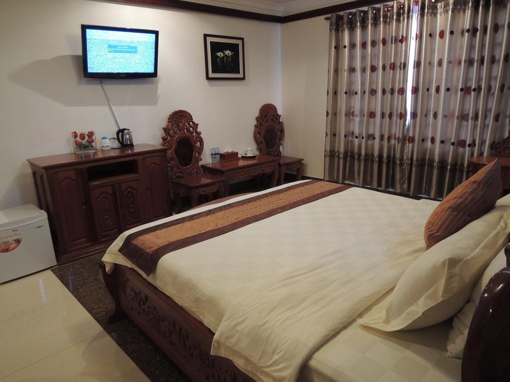 Ly Cheu Hotel Kratie Room photo