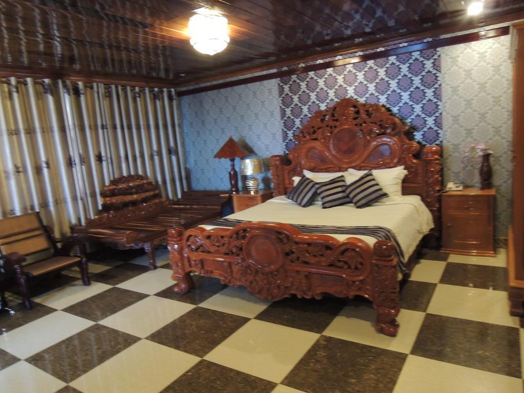 Ly Cheu Hotel Kratie Room photo